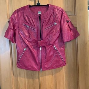 Short sleeve leather jacket